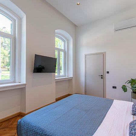 Polai Park Apartments Екстериор снимка