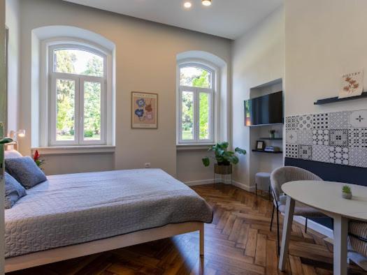Polai Park Apartments Екстериор снимка