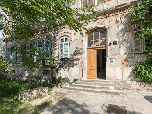 Polai Park Apartments Екстериор снимка