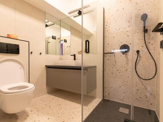 Polai Park Apartments Екстериор снимка