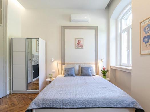 Polai Park Apartments Екстериор снимка